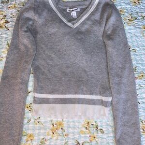Old Navy Gray and White V-Neck Sweater